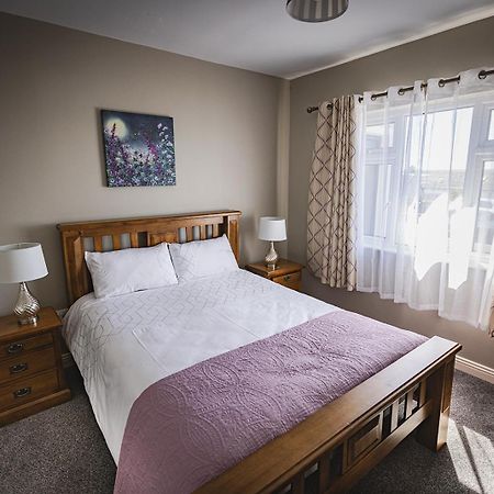 The View Bed & Breakfast Лехинч Екстериор снимка