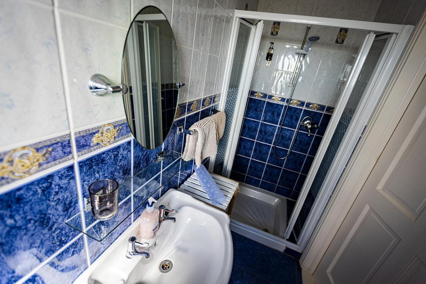 The View Bed & Breakfast Лехинч Екстериор снимка